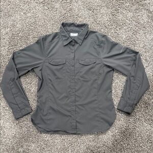 Columbia Omni-Shade Button-Up Shirt - charcoal gray - size medium